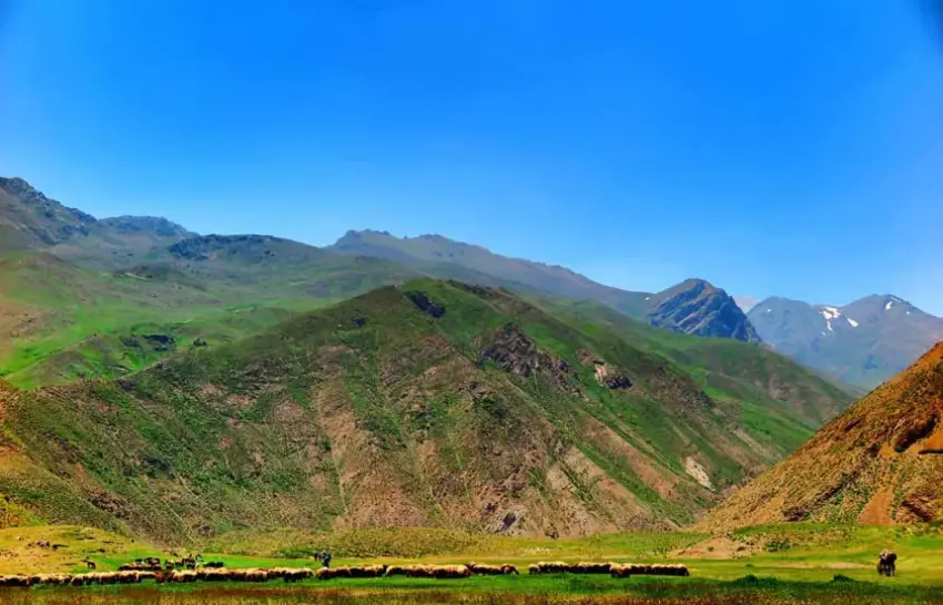 آبشار و دشت دریوک؛ آرامش پنهان در ارتفاعات آمل